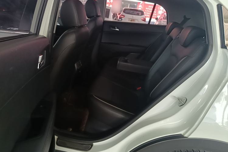 Used Hyundai ix25 2015 1.6L Automatic Two-Wheel-Drive Deluxe DLX Model Left Rear Seat