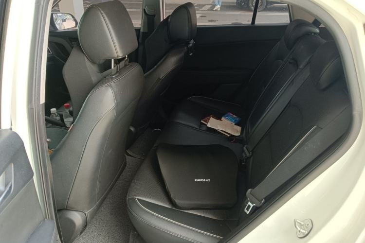 Used Hyundai ix25 2015 1.6L Automatic Two-Wheel Drive Smart GLS Trim Left Rear Seat