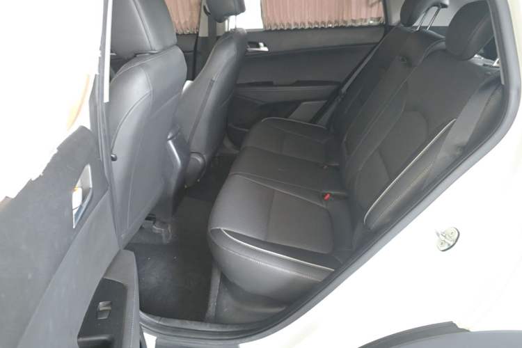 Used Hyundai ix25 2015 1.6L Automatic Two-Wheel Drive Smart GLS Trim Left Rear Seat