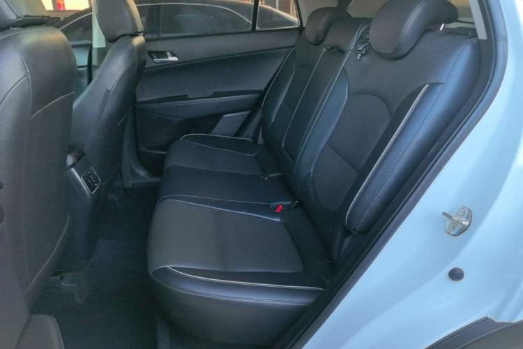 Used Hyundai ix25 2015 1.6L Automatic Two-Wheel-Drive Deluxe DLX Model Left Rear Seat