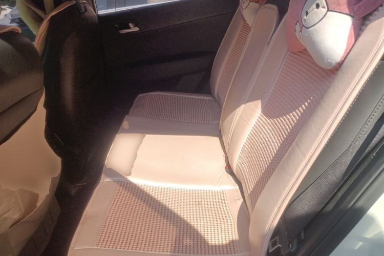 Used Hyundai ix25 2015 1.6L Automatic Two-Wheel-Drive Deluxe DLX Model Left Rear Seat