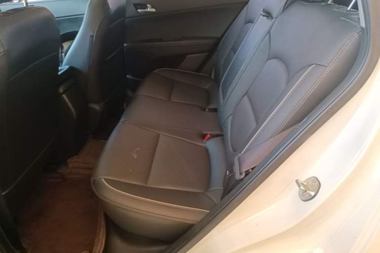 Used Hyundai ix25 2015 1.6L Automatic Two-Wheel Drive Smart GLS Trim Left Rear Seat
