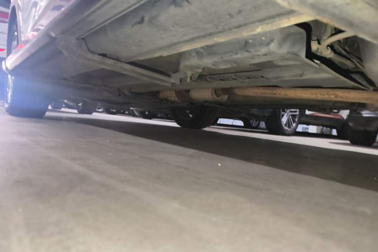 Used Hyundai ix25 2015 1.6L Automatic Two-Wheel-Drive Deluxe DLX Model Left Side Sill