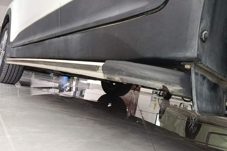 Used Hyundai ix25 2015 1.6L Automatic Two-Wheel-Drive Deluxe DLX Model Left Side Sill