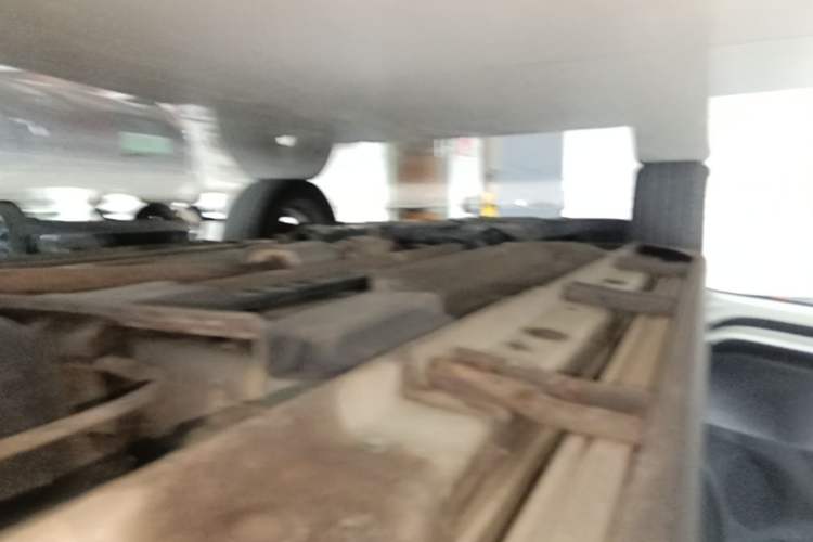 Used Hyundai ix25 2015 1.6L Automatic Two-Wheel-Drive Deluxe DLX Model Left Side Sill