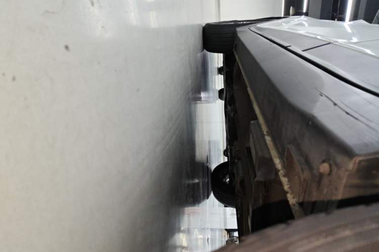 Used Hyundai ix25 2015 1.6L Automatic Two-Wheel Drive Smart GLS Trim Left Side Sill