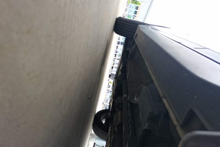 Used Hyundai ix25 2015 1.6L Manual Two-Wheel Drive Fashionable GS Model Left Side Sill