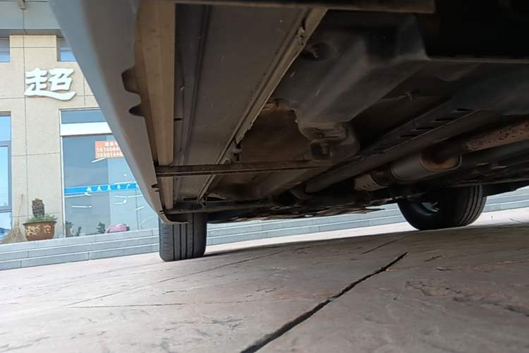 Used Hyundai ix25 2015 1.6L Automatic Two-Wheel Drive Smart GLS Trim Left Side Sill