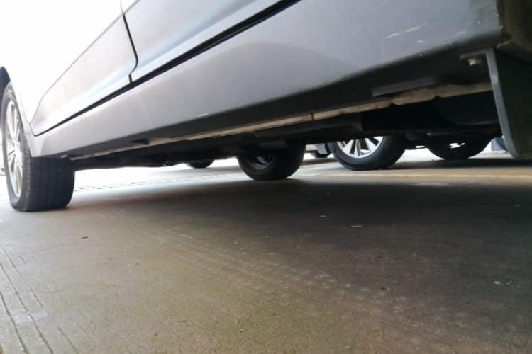 Used Hyundai ix25 2015 1.6L Automatic Two-Wheel Drive Smart GLS Trim Left Side Sill