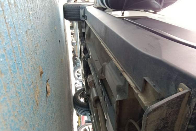 Used Hyundai ix25 2015 1.6L Automatic Two-Wheel Drive Smart GLS Trim Left Side Sill