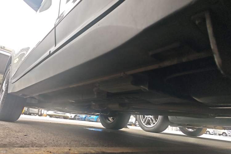 Used Hyundai ix25 2015 1.6L Automatic Two-Wheel Drive Smart GLS Trim Left Side Sill
