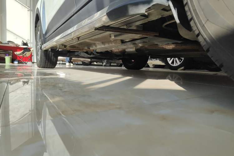Used Hyundai ix25 2015 1.6L Automatic Two-Wheel Drive Smart GLS Trim Left Side Sill