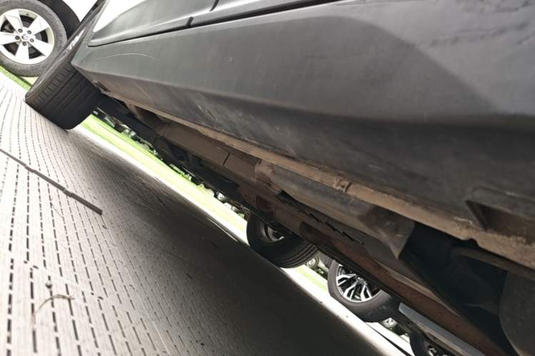 Used Hyundai ix25 2015 1.6L Automatic Two-Wheel Drive Smart GLS Trim Left Side Sill