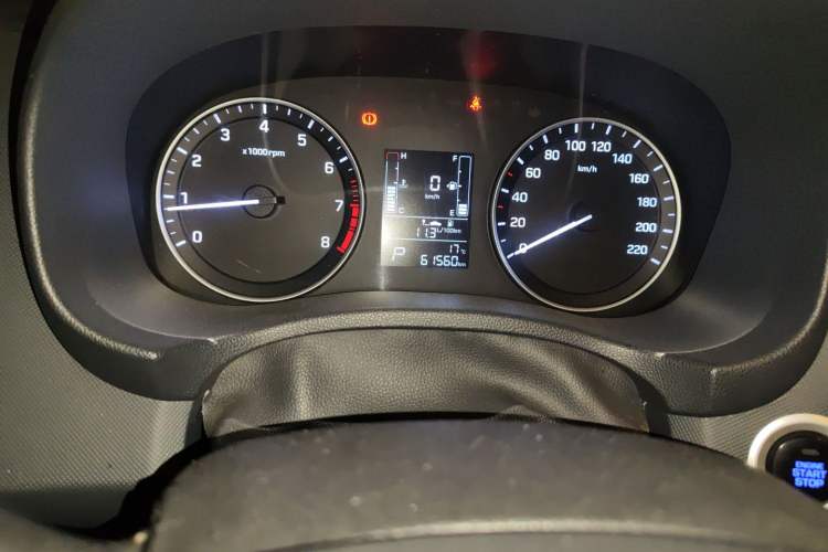 Used Hyundai ix25 2015 1.6L Automatic Two-Wheel Drive Smart GLS Trim Odometer Close Up
