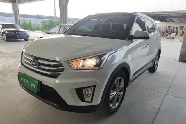 Used Hyundai ix25 2015 1.6L Automatic Two-Wheel-Drive Deluxe DLX Model
