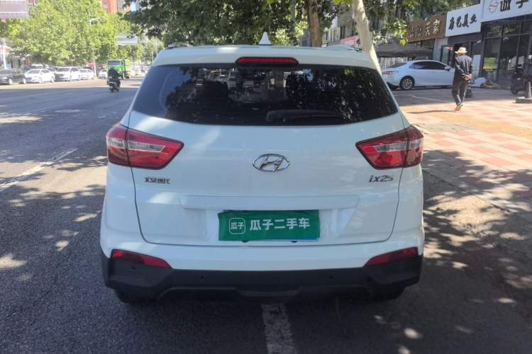 Used Hyundai ix25 2015 1.6L Automatic Two-Wheel Drive Fashionable GS Model Rear
