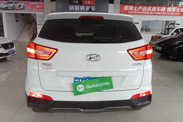 Used Hyundai ix25 2015 1.6L Automatic Two-Wheel-Drive Deluxe DLX Model Rear