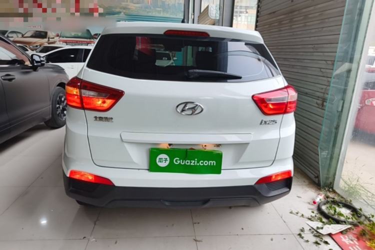 Used Hyundai ix25 2015 1.6L Manual Two-Wheel Drive Fashionable GS Model Rear