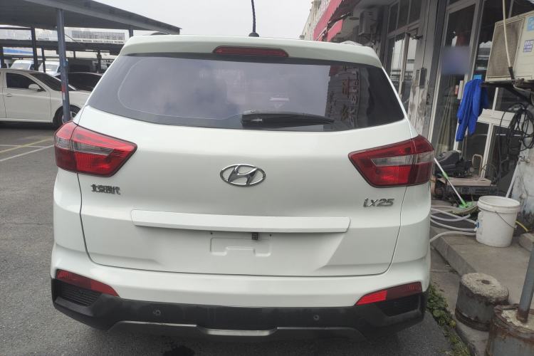 Used Hyundai ix25 2015 1.6L Automatic Two-Wheel Drive Smart GLS Trim Rear