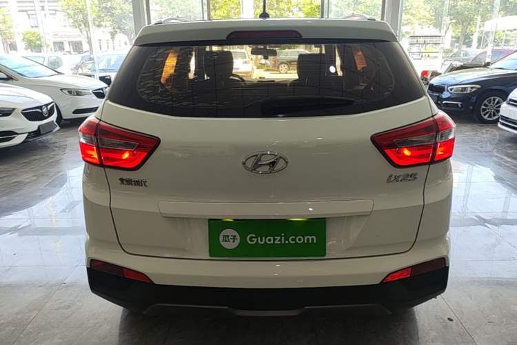 Used Hyundai ix25 2015 1.6L Automatic Two-Wheel Drive Smart GLS Trim Rear