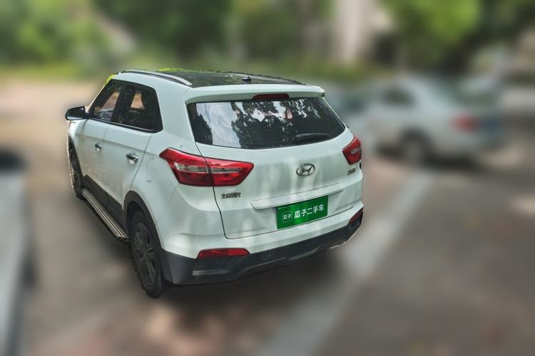 Used Hyundai ix25 2015 1.6L Automatic Two-Wheel Drive Smart GLS Trim Rear Left 45 Deg
