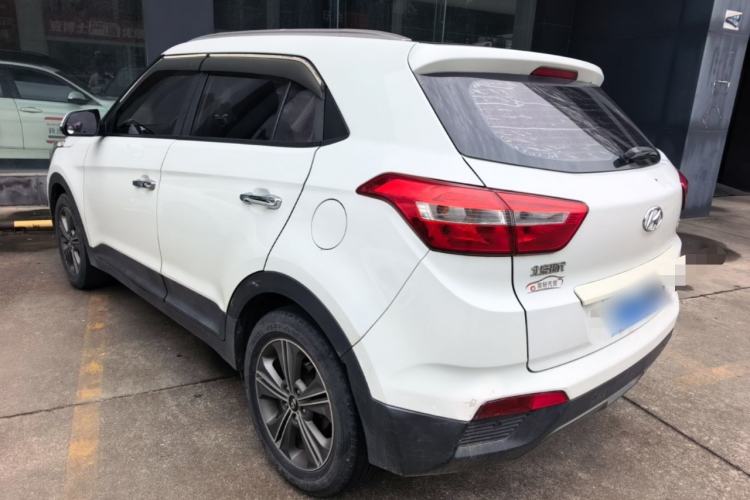 Used Hyundai ix25 2015 1.6L Automatic Two-Wheel Drive Smart GLS Trim Rear Left 45 Deg