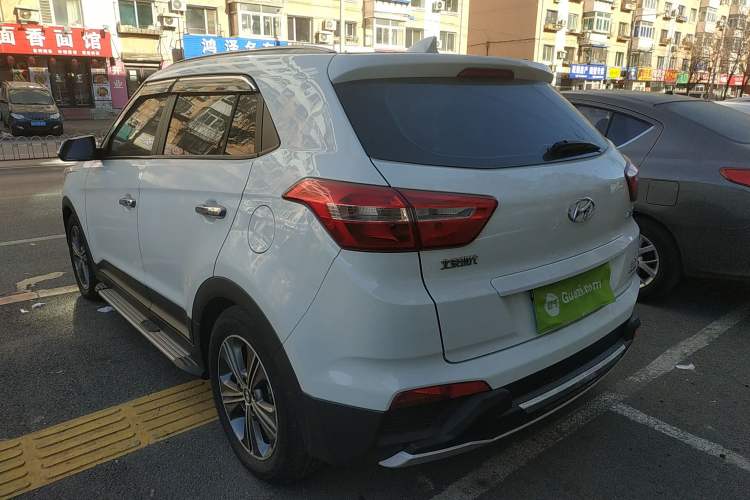 Used Hyundai ix25 2015 1.6L Automatic Two-Wheel Drive Smart GLS Trim Rear Left 45 Deg