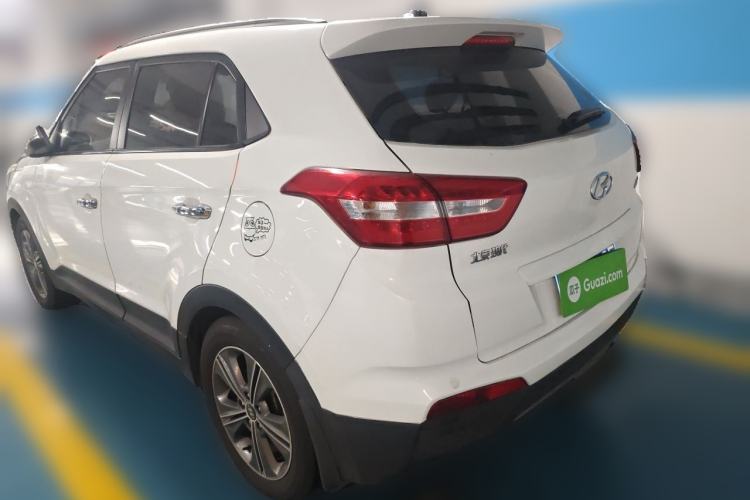 Used Hyundai ix25 2015 1.6L Automatic Two-Wheel-Drive Deluxe DLX Model Rear Left 45 Deg