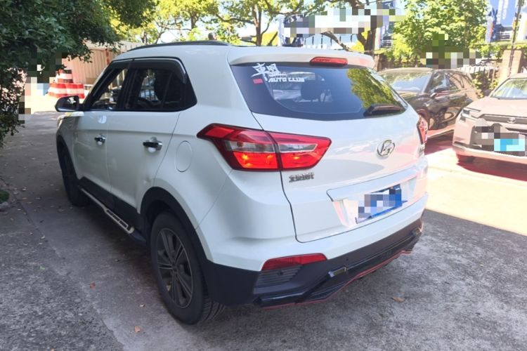 Used Hyundai ix25 2015 1.6L Automatic Two-Wheel Drive Smart GLS Trim Rear Left 45 Deg