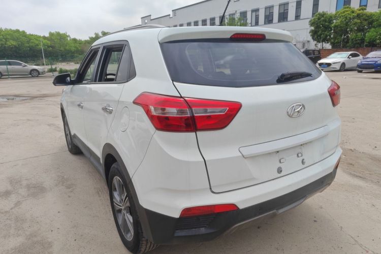 Used Hyundai ix25 2015 1.6L Automatic Two-Wheel Drive Smart GLS Trim Rear Left 45 Deg