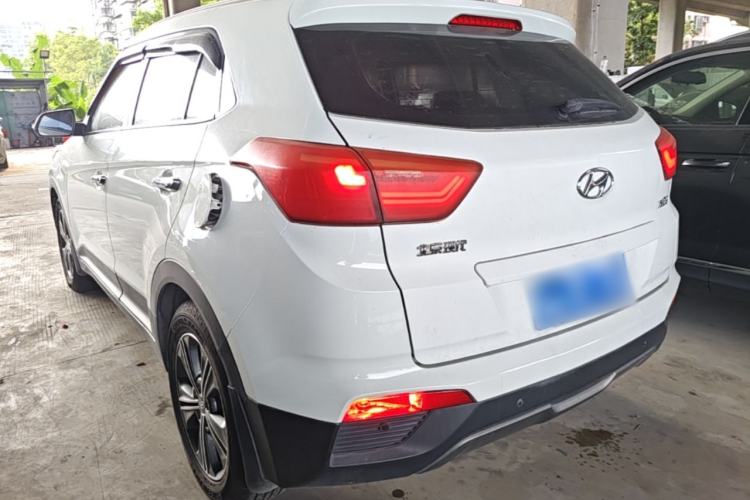 Used Hyundai ix25 2015 1.6L Automatic Two-Wheel Drive Smart GLS Trim Rear Left 45 Deg