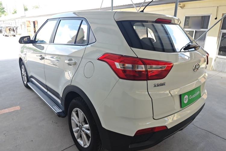Used Hyundai ix25 2015 1.6L Manual Two-Wheel Drive Fashionable GS Model Rear Left 45 Deg
