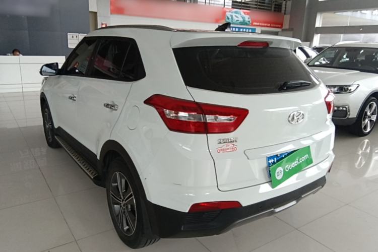 Used Hyundai ix25 2015 1.6L Automatic Two-Wheel-Drive Deluxe DLX Model Rear Left 45 Deg