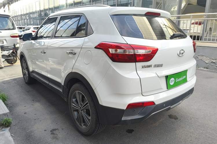 Used Hyundai ix25 2015 1.6L Automatic Two-Wheel Drive Smart GLS Trim Rear Left 45 Deg