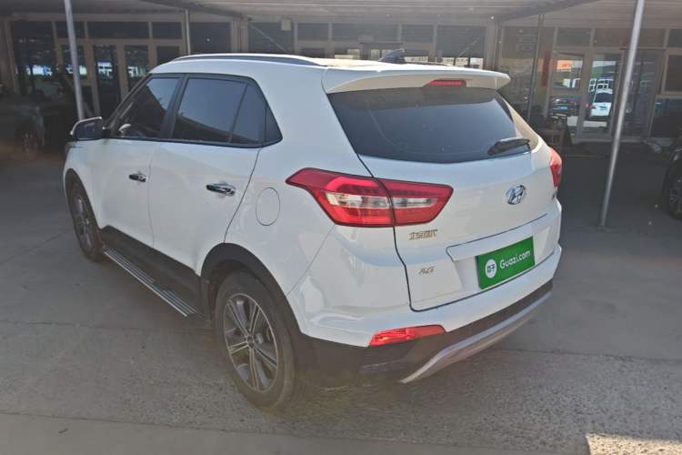 Used Hyundai ix25 2015 2.0L Automatic Two-Wheel Drive Intelligent GLS Rear Left 45 Deg