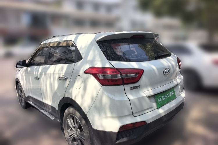 Used Hyundai ix25 2015 1.6L Automatic Two-Wheel-Drive Deluxe DLX Model Rear Left 45 Deg