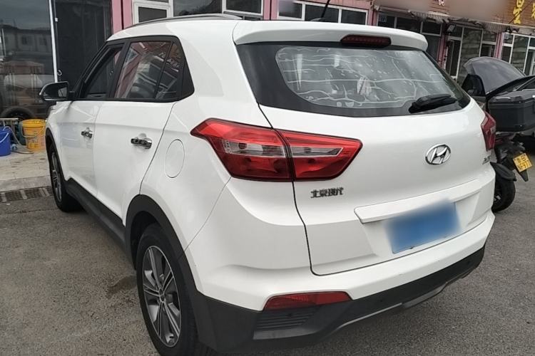 Used Hyundai ix25 2015 1.6L Automatic Two-Wheel Drive Smart GLS Trim Rear Left 45 Deg