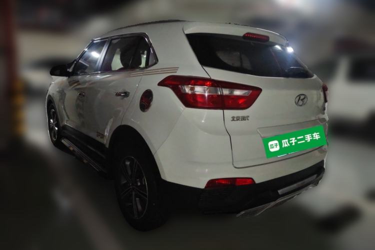 Used Hyundai ix25 2015 1.6L Automatic Two-Wheel Drive Smart GLS Trim Rear Left 45 Deg