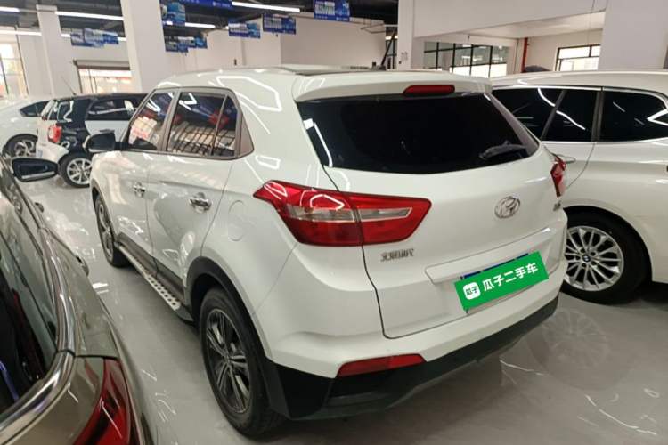 Used Hyundai ix25 2015 1.6L Automatic Two-Wheel Drive Smart GLS Trim Rear Left 45 Deg