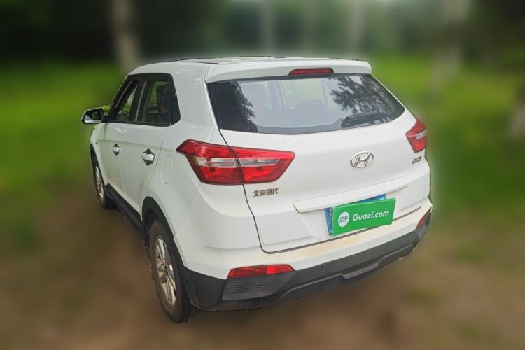 Used Hyundai ix25 2015 1.6L Manual Two-Wheel Drive Fashionable GS Model Rear Left 45 Deg