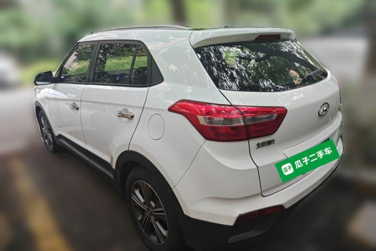 Used Hyundai ix25 2015 1.6L Automatic Two-Wheel Drive Smart GLS Trim Rear Left 45 Deg