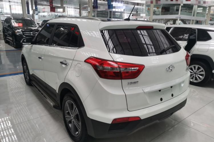 Used Hyundai ix25 2015 1.6L Automatic Two-Wheel Drive Smart GLS Trim Rear Left 45 Deg