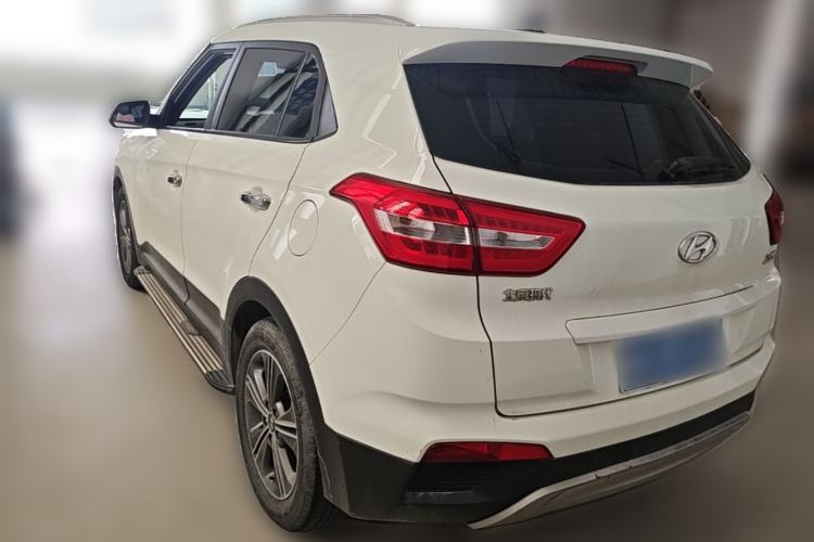 Used Hyundai ix25 2015 1.6L Automatic Two-Wheel-Drive Deluxe DLX Model Rear Left 45 Deg
