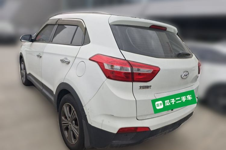 Used Hyundai ix25 2015 1.6L Automatic Two-Wheel Drive Smart GLS Trim Rear Left 45 Deg