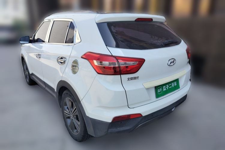 Used Hyundai ix25 2015 1.6L Automatic Two-Wheel Drive Smart GLS Trim Rear Left 45 Deg