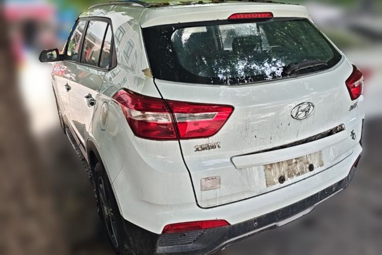 Used Hyundai ix25 2015 1.6L Automatic Two-Wheel Drive Smart GLS Trim Rear Left 45 Deg