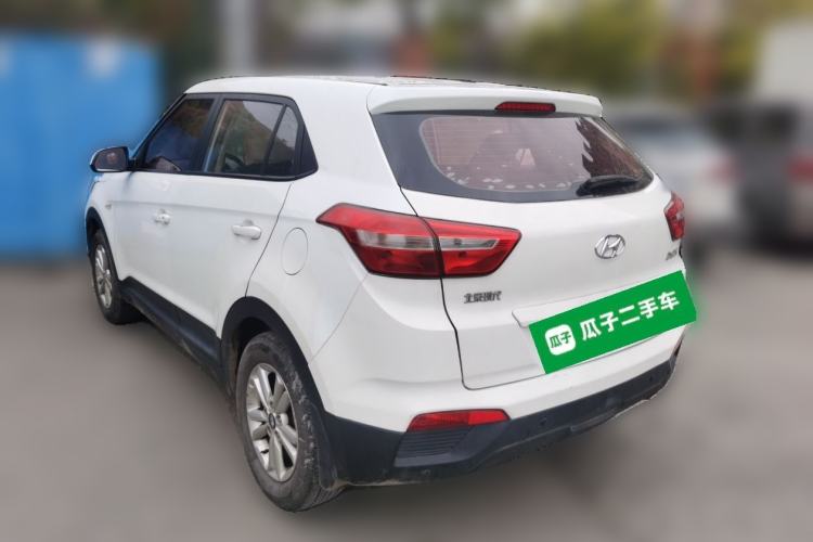 Used Hyundai ix25 2015 1.6L Manual Two-Wheel Drive Fashionable GS Model Rear Left 45 Deg