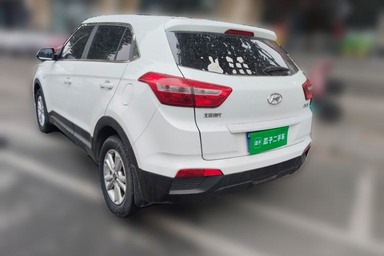 Used Hyundai ix25 2015 1.6L Manual Two-Wheel Drive Fashionable GS Model Rear Left 45 Deg