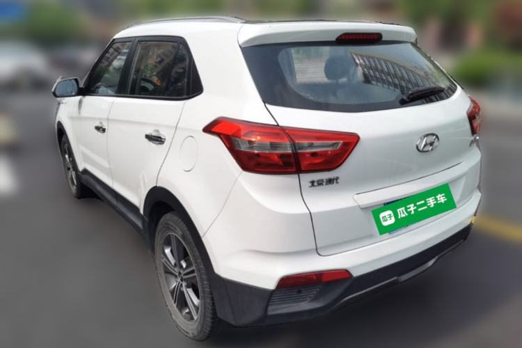 Used Hyundai ix25 2015 1.6L Automatic Two-Wheel Drive Smart GLS Trim Rear Left 45 Deg