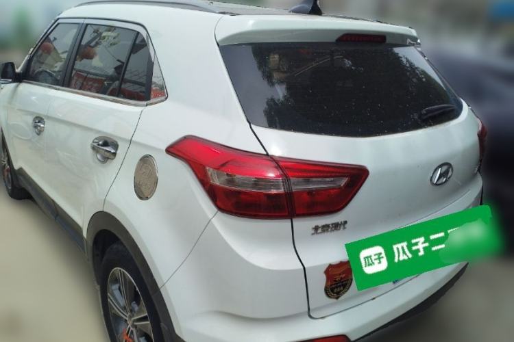 Used Hyundai ix25 2015 1.6L Automatic Two-Wheel Drive Smart GLS Trim Rear Left 45 Deg